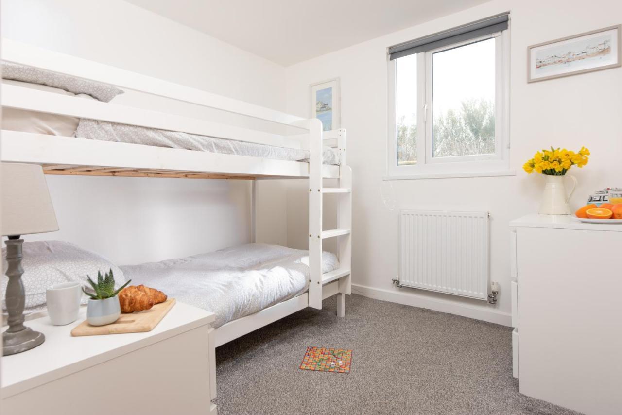 Wheal Amelia- Beautifully Fitted Wooden Cornwall Apartment *