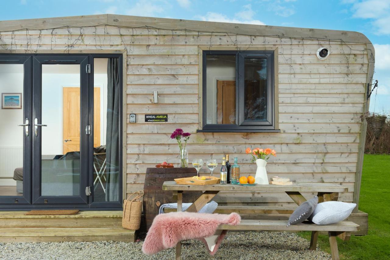 Wheal Amelia- Beautifully Fitted Wooden Cornwall * Helston