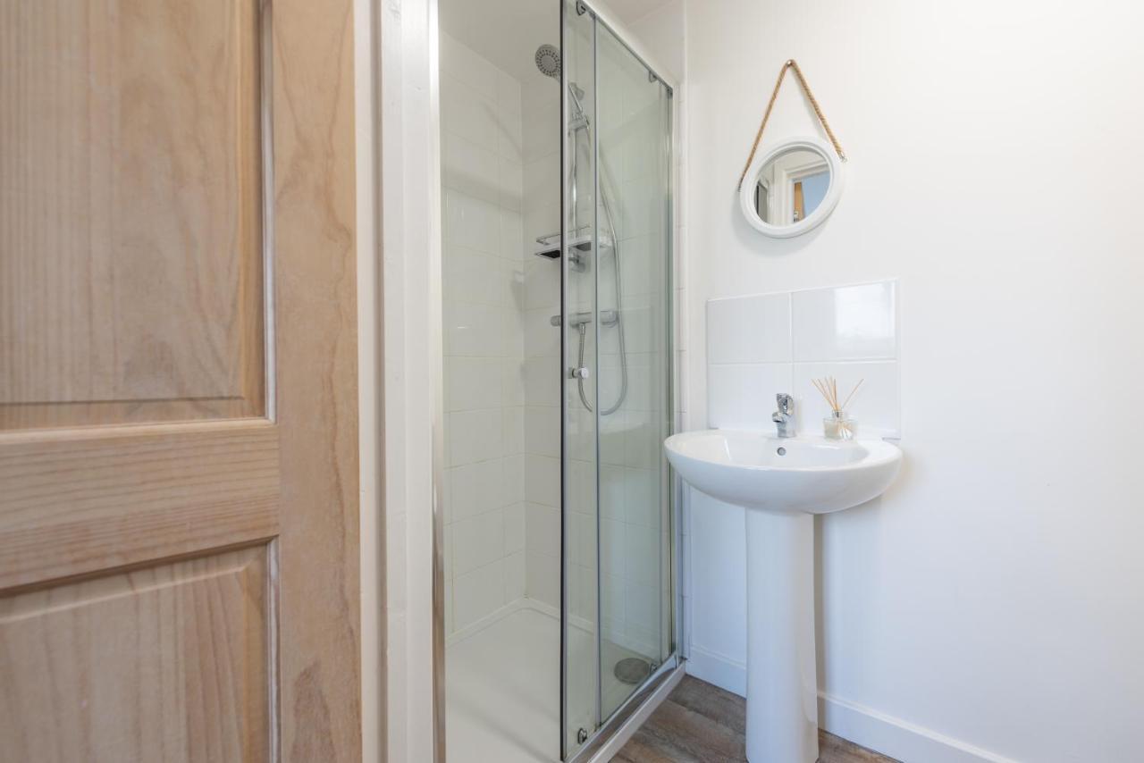 Apartment Wheal Amelia- Beautifully Fitted Wooden Cornwall